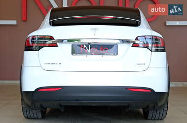 Внедорожник / Кроссовер Tesla Model X 2018 в 