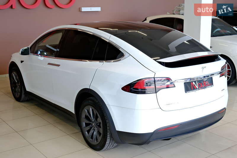Позашляховик / Кросовер Tesla Model X 2018 в Одесі