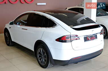 Внедорожник / Кроссовер Tesla Model X 2018 в 