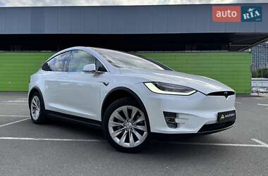 Внедорожник / Кроссовер Tesla Model X 2019 в Киеве