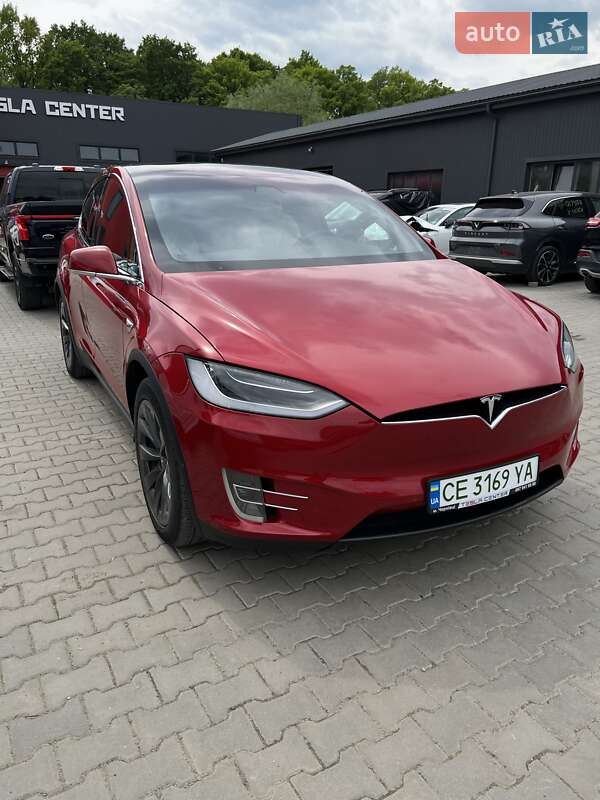 Внедорожник / Кроссовер Tesla Model X 2020 в Черновцах