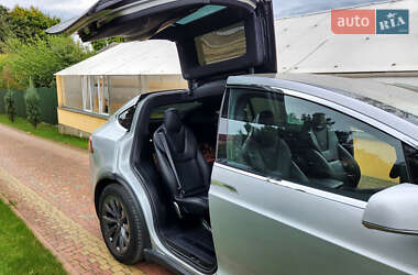Внедорожник / Кроссовер Tesla Model X 2018 в 