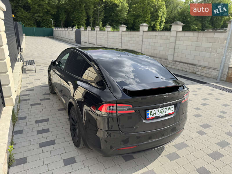 Позашляховик / Кросовер Tesla Model X 2017 в Тернополі