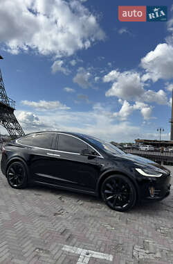 Внедорожник / Кроссовер Tesla Model X 2020 в 