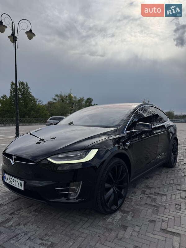 Позашляховик / Кросовер Tesla Model X 2020 в Харкові фото 5 Позашляховик / Кросовер Tesla Model X 2020 в Харкові