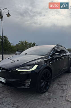 Внедорожник / Кроссовер Tesla Model X 2020 в 