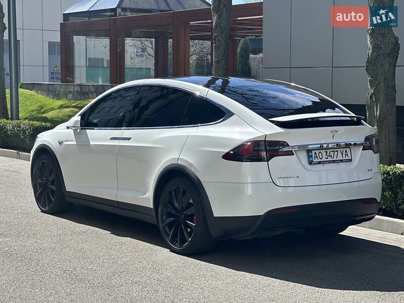 Внедорожник / Кроссовер Tesla Model X 2016 в Киеве