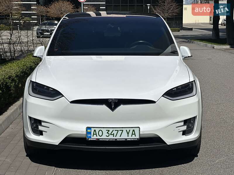 Внедорожник / Кроссовер Tesla Model X 2016 в Киеве фото 40 Внедорожник / Кроссовер Tesla Model X 2016 в Киеве