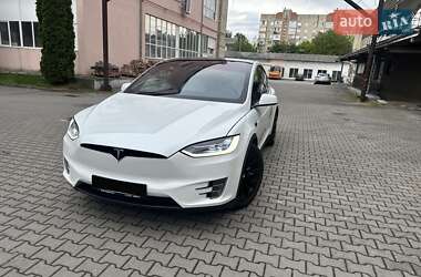 Внедорожник / Кроссовер Tesla Model X 2017 в 