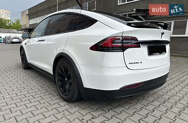 Внедорожник / Кроссовер Tesla Model X 2017 в 