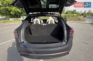 Позашляховик / Кросовер Tesla Model X 2022 в 