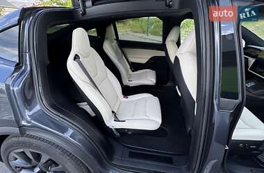 Позашляховик / Кросовер Tesla Model X 2022 в 