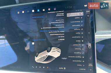 Позашляховик / Кросовер Tesla Model X 2022 в 
