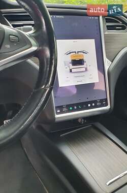 Внедорожник / Кроссовер Tesla Model X 2016 в 