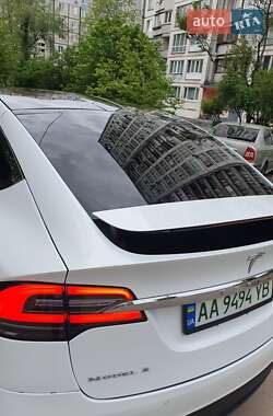 Внедорожник / Кроссовер Tesla Model X 2016 в 