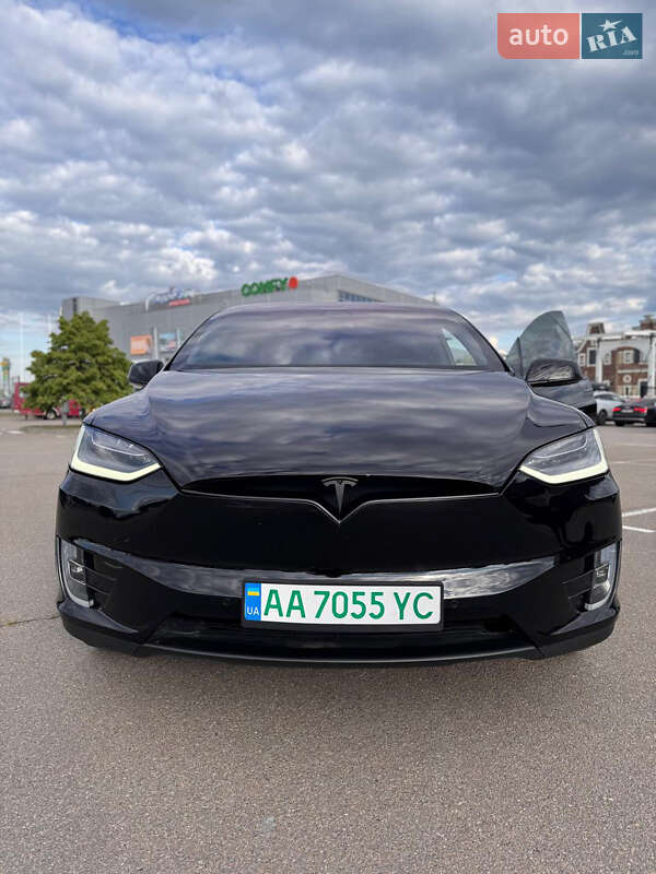 Позашляховик / Кросовер Tesla Model X 2020 в Києві