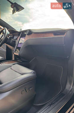 Внедорожник / Кроссовер Tesla Model X 2020 в 