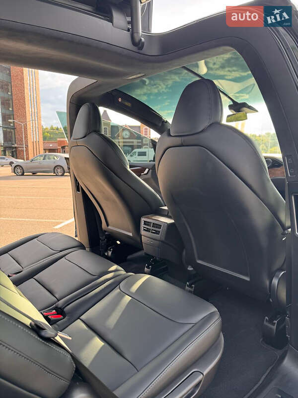 Позашляховик / Кросовер Tesla Model X 2020 в Києві