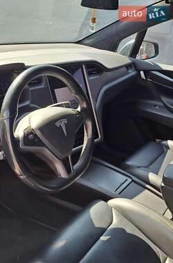 Внедорожник / Кроссовер Tesla Model X 2018 в 