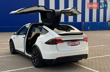 Внедорожник / Кроссовер Tesla Model X 2023 в 