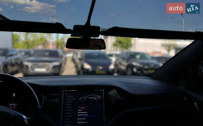 Внедорожник / Кроссовер Tesla Model X 2016 в Ивано-Франковске