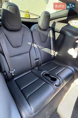 Внедорожник / Кроссовер Tesla Model X 2019 в 