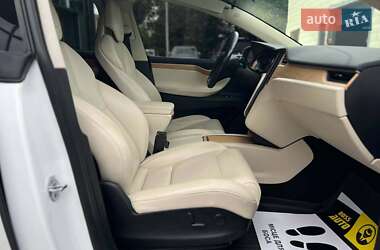 Внедорожник / Кроссовер Tesla Model X 2018 в 