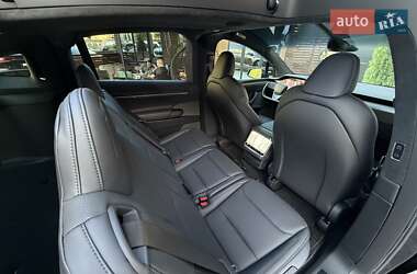 Внедорожник / Кроссовер Tesla Model X 2023 в 