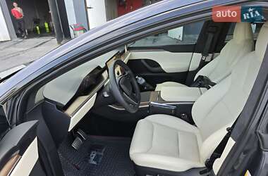 Позашляховик / Кросовер Tesla Model X 2022 в 
