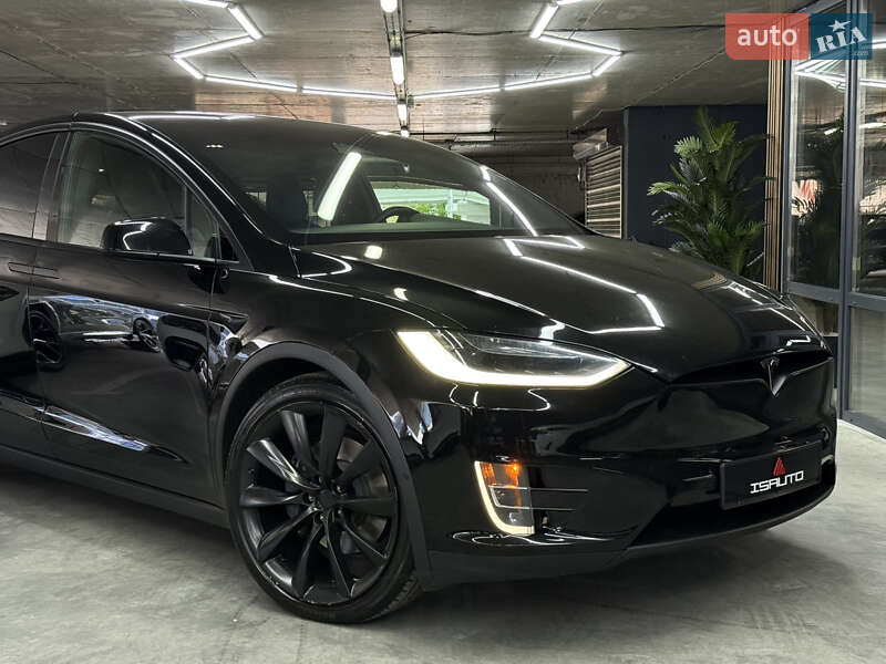 Внедорожник / Кроссовер Tesla Model X 2017 в Одессе