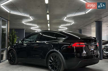 Внедорожник / Кроссовер Tesla Model X 2017 в 