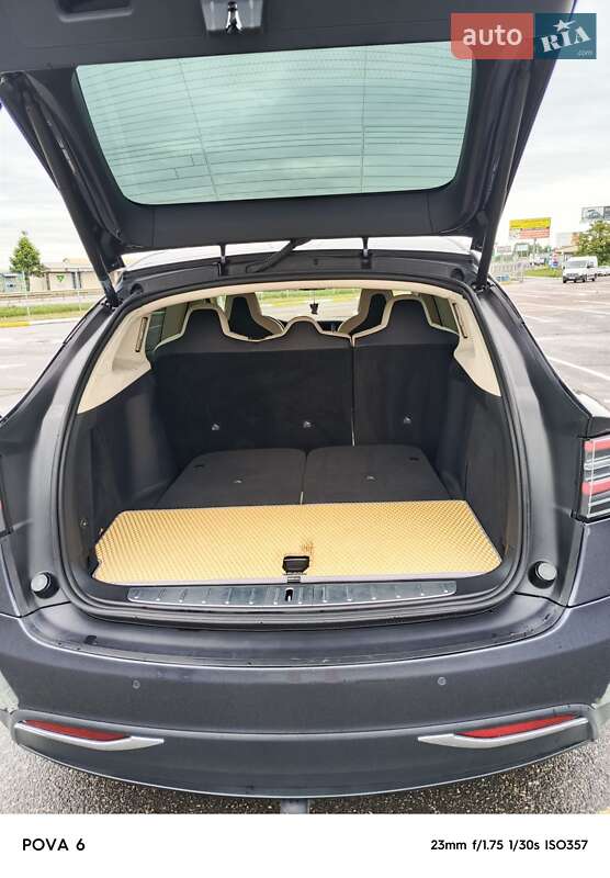Позашляховик / Кросовер Tesla Model X 2018 в Одесі