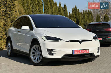 Позашляховик / Кросовер Tesla Model X 2018 в Львові