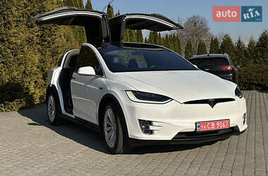 Внедорожник / Кроссовер Tesla Model X 2018 в 