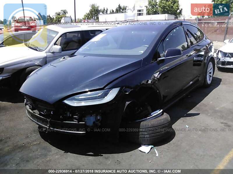 Позашляховик / Кросовер Tesla Model X 2016 в Одесі фото 2 Позашляховик / Кросовер Tesla Model X 2016 в Одесі