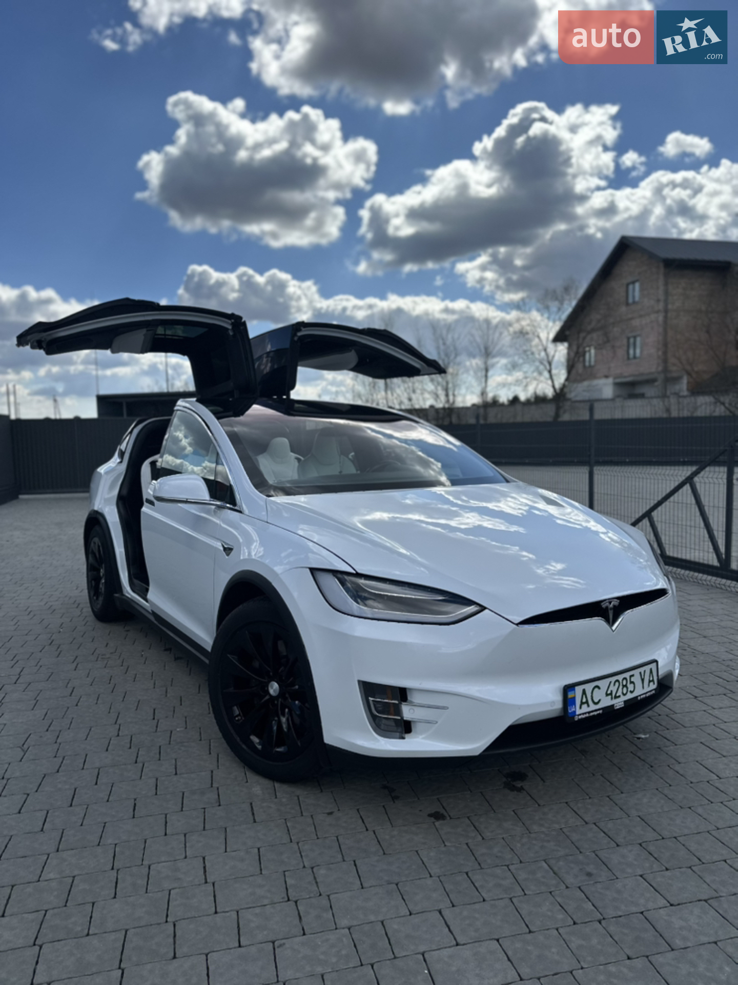 2017 Tesla Model X - мініатюра 13