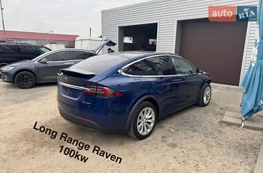 Позашляховик / Кросовер Tesla Model X 2019 в Сарнах