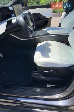 Внедорожник / Кроссовер Tesla Model X 2024 в 