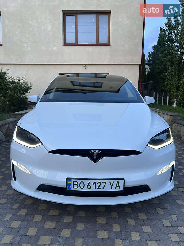 Внедорожник / Кроссовер Tesla Model X 2023 в Тернополе фото 3 Внедорожник / Кроссовер Tesla Model X 2023 в Тернополе