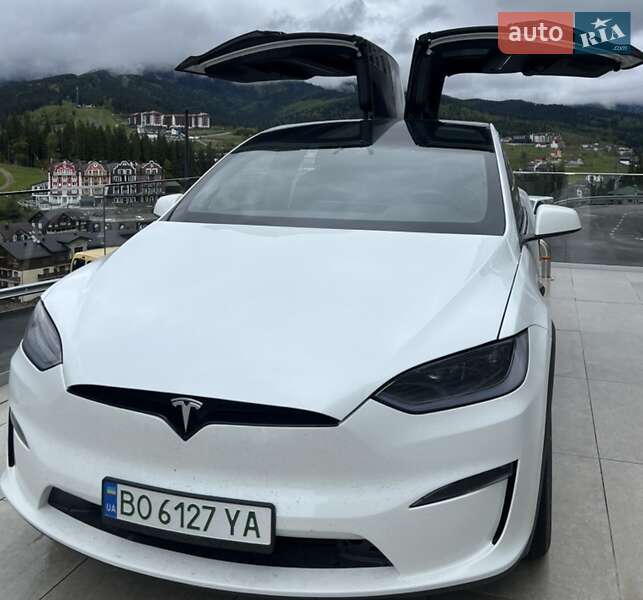 Позашляховик / Кросовер Tesla Model X 2023 в 