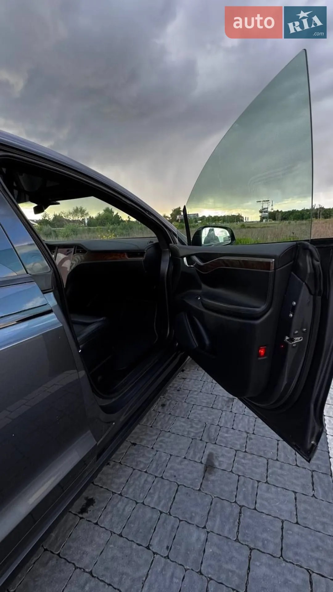 2020 Tesla Model X - мініатюра 18
