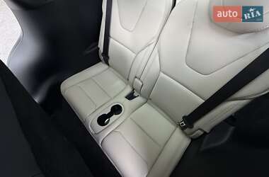 Внедорожник / Кроссовер Tesla Model X 2017 в 
