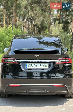 Позашляховик / Кросовер Tesla Model X 2022 в 