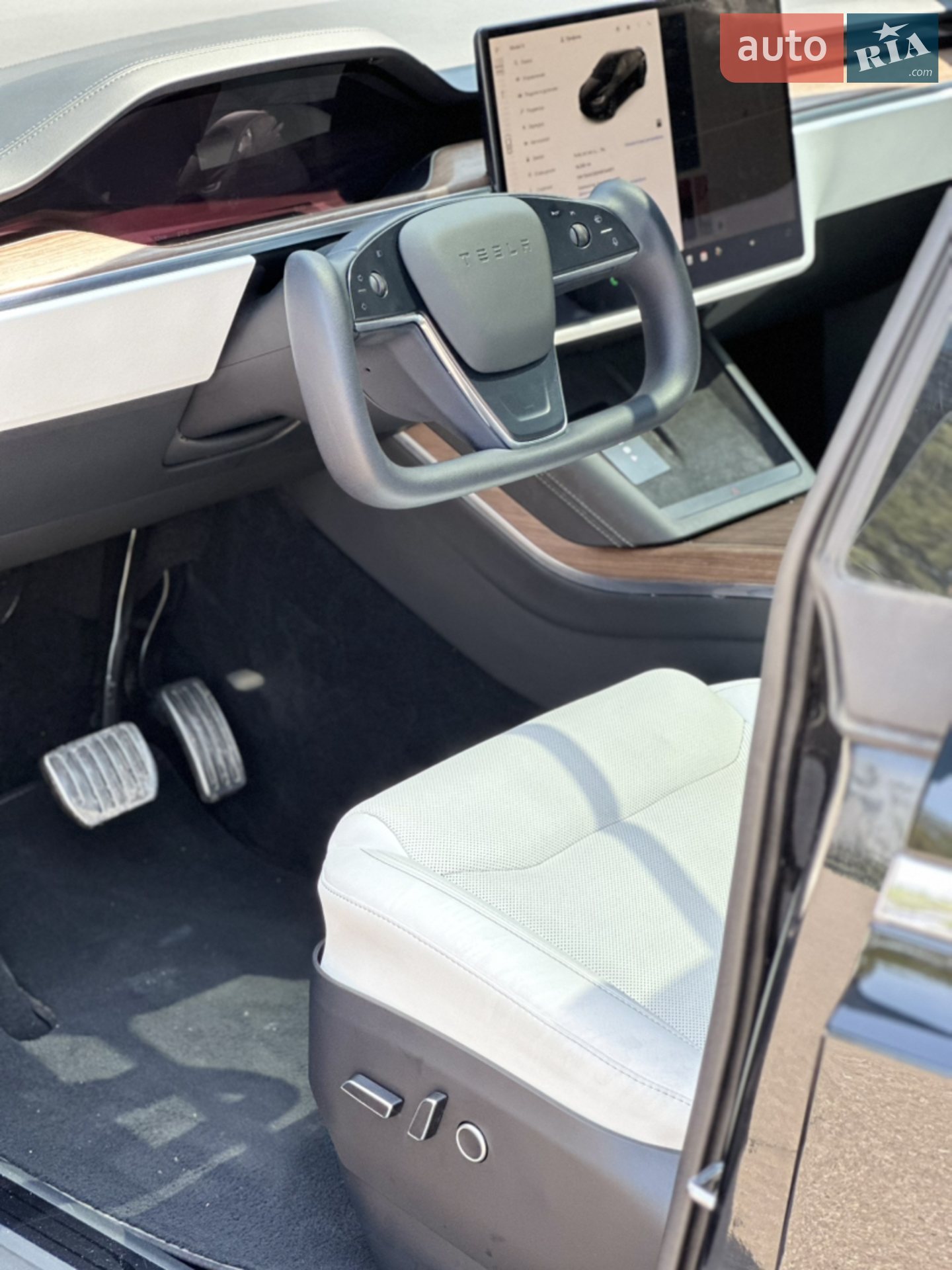 2022 Tesla Model X - мініатюра 21