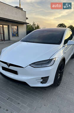 Внедорожник / Кроссовер Tesla Model X 2020 в 