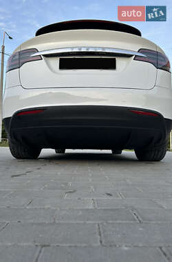 Внедорожник / Кроссовер Tesla Model X 2020 в 