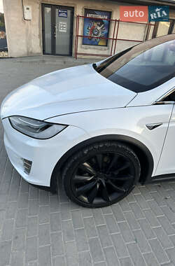 Внедорожник / Кроссовер Tesla Model X 2020 в 