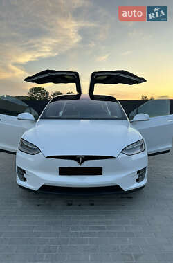 Внедорожник / Кроссовер Tesla Model X 2020 в 