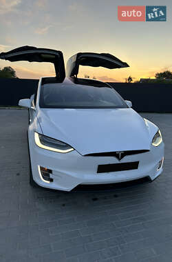 Внедорожник / Кроссовер Tesla Model X 2020 в 