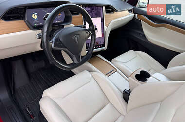 Позашляховик / Кросовер Tesla Model X 2019 в 